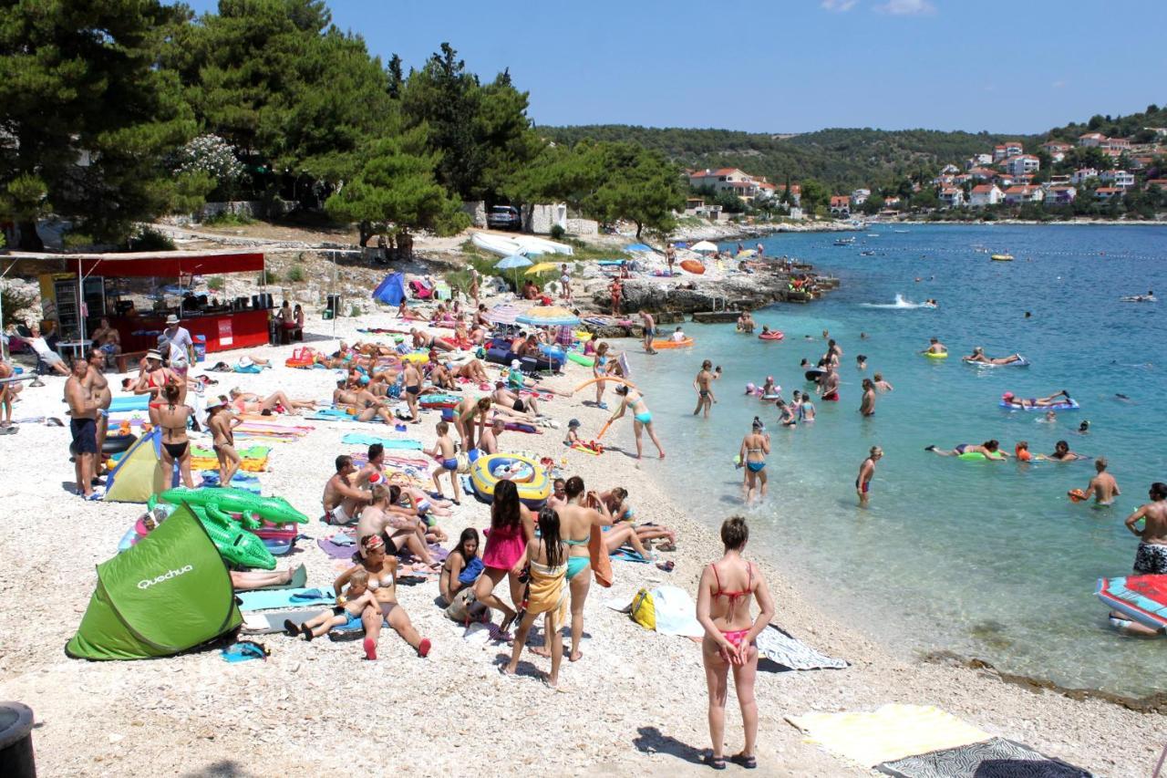 Apartments By The Sea Mavarstica, Ciovo - 12696 Trogir Zewnętrze zdjęcie