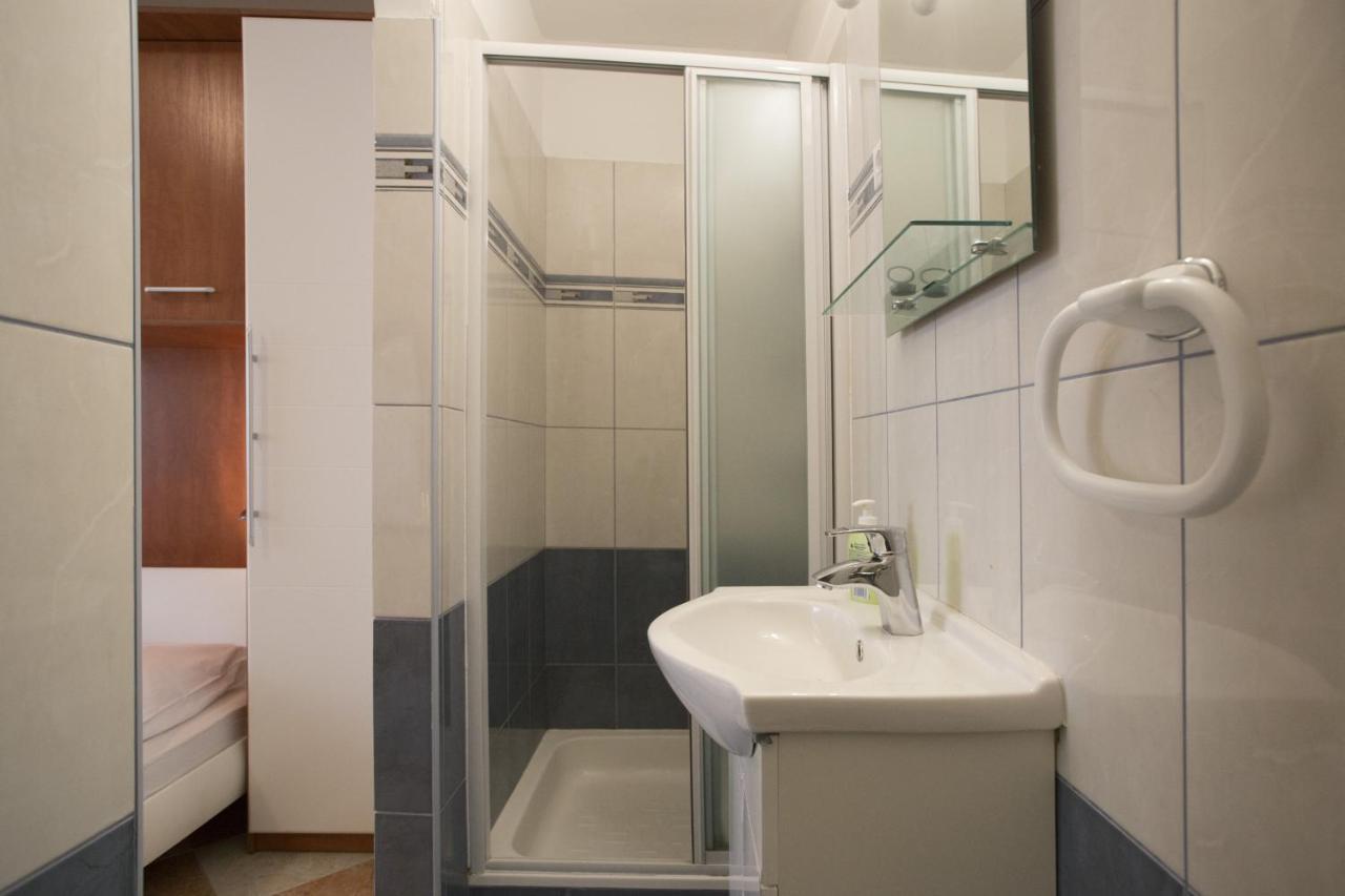 Apartments By The Sea Mavarstica, Ciovo - 12696 Trogir Zewnętrze zdjęcie