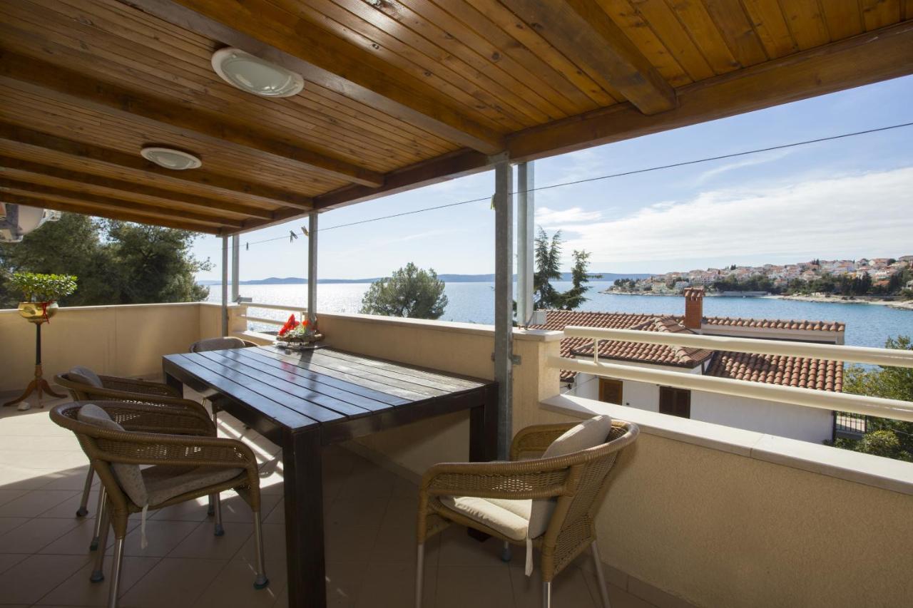 Apartments By The Sea Mavarstica, Ciovo - 12696 Trogir Zewnętrze zdjęcie